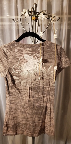 Top - Picture 2 of 4